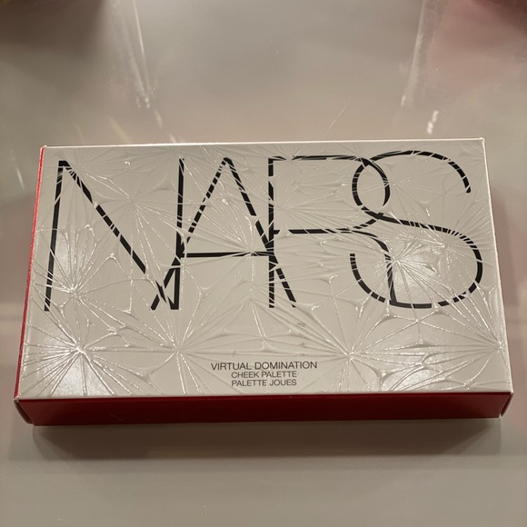 NARS Limited edition SOLD on FB - Picture 4 of 4